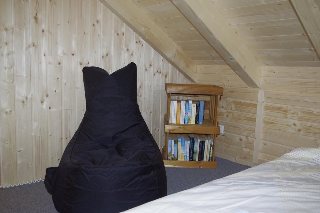 Huettenflair-Mosel Ferienwohnung Enkirch Esterno foto